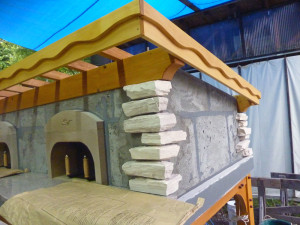 破風板取付完了